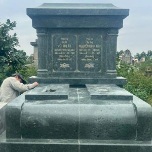 Mộ Đá Công Giáo Mẫu 2 – Sản phẩm của Đá Tâm Phúc